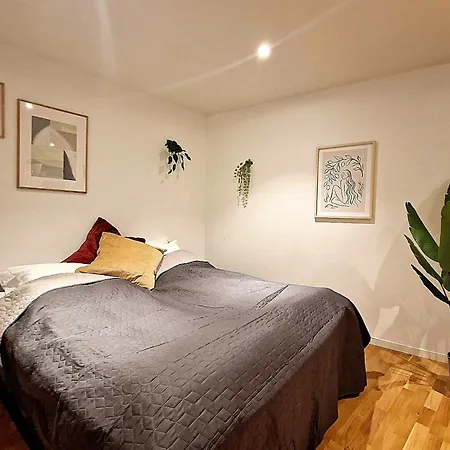 Center Retreat With King Bed Apartamento *